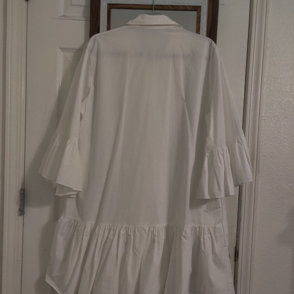 White Top - Picture 2 of 2